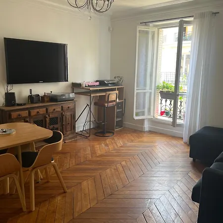 Arc De Triomphe