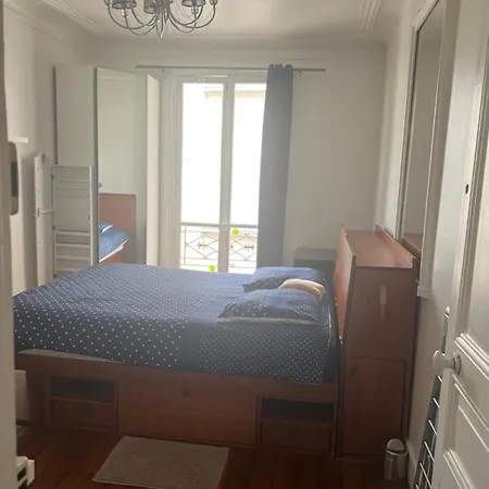 Arc De Triomphe Bed & Breakfast Paris