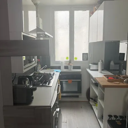 Bed and breakfast Arc De Triomphe 4*