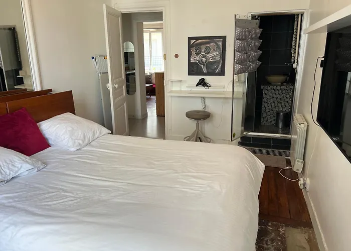Bed & Breakfast Arc De Triomphe